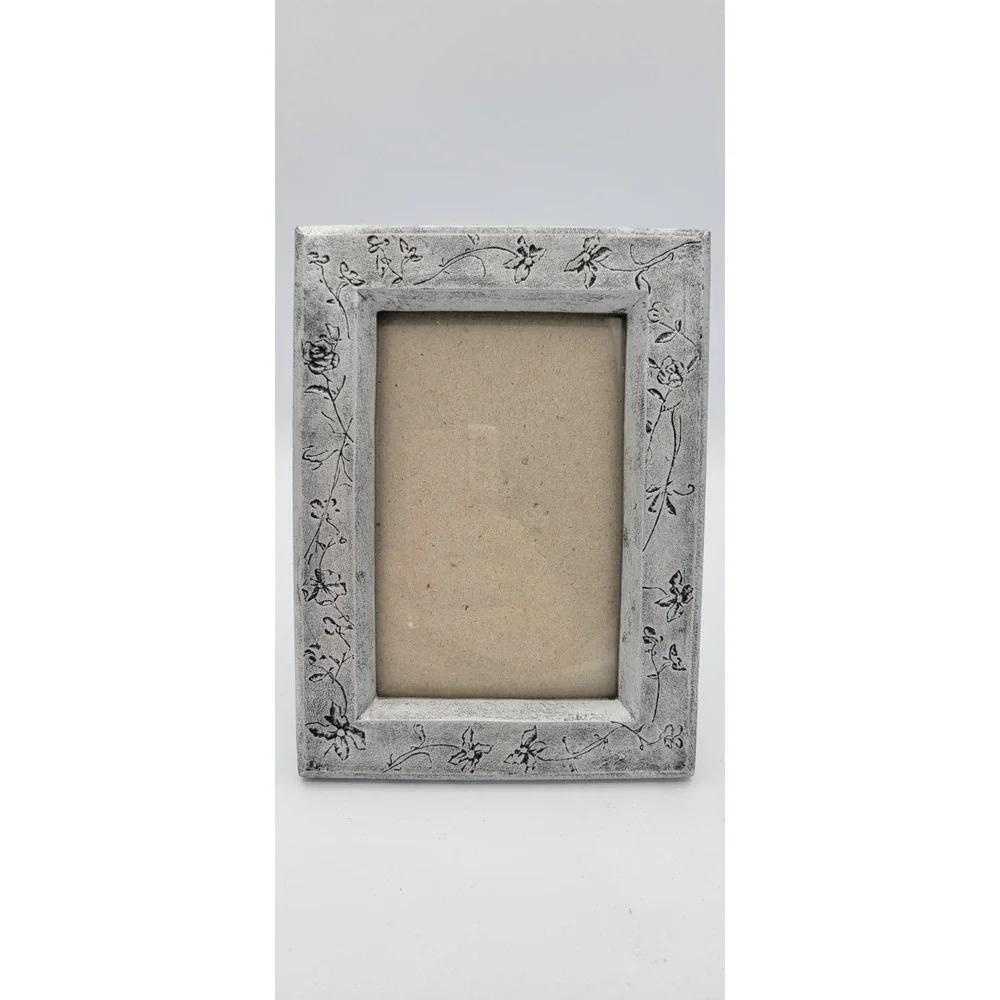 Silver textured picture frame, fits 4x6 Photo Free Standing Floral Etched Design